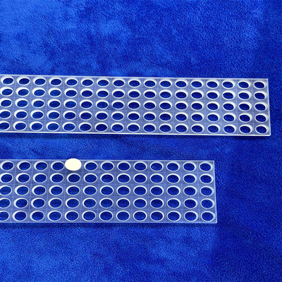 Hoja de cuarzo perforada transparente resistente a la corrosión
