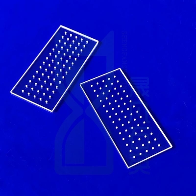 Plata de vidrio de cuarzo fundido perforado de ventana UV de alta pureza y alta temperatura