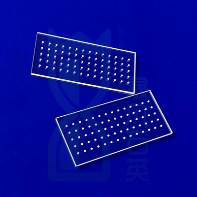 Plata de vidrio de cuarzo fundido perforado de ventana UV de alta pureza y alta temperatura
