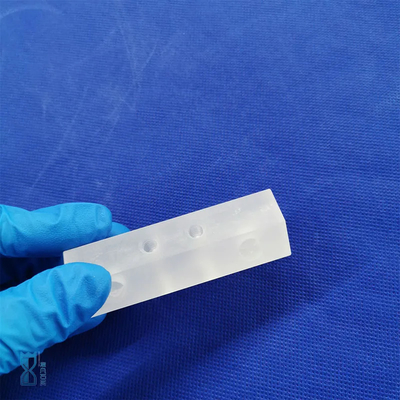 Fabrica de piezas de perforación de cuarzo de alta temperatura y alta pureza