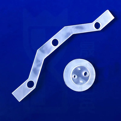 Optical de alta pureza Perforado Cuarzo en forma de piezas Claras