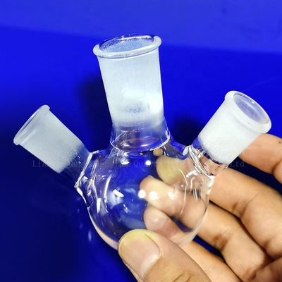 Tubos de cuarzo de laboratorio resistentes a la corrosión a altas temperaturas con tres bocas de boca con juntas de tierra
