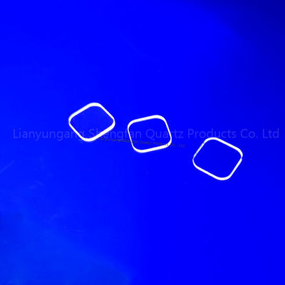 Las hojas de vidrio de cuarzo fundido ultravioleta transparente de tamaño pequeño cortadas con láser para ventanas de cámara