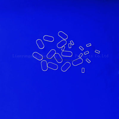Las hojas de vidrio de cuarzo fundido ultravioleta transparente de tamaño pequeño cortadas con láser para ventanas de cámara