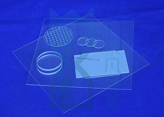 Placa de cristal de cuarzo transparente de alta resistencia Cuadrada Densidad de la placa de cuarzo 2,2 g/cm3 SIO2 99,99%